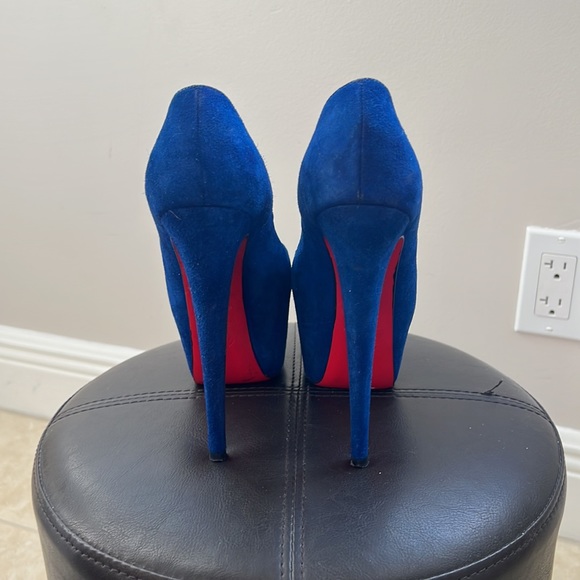 Christian Louboutin Daffodils Blue Suede. - Picture 12 of 12